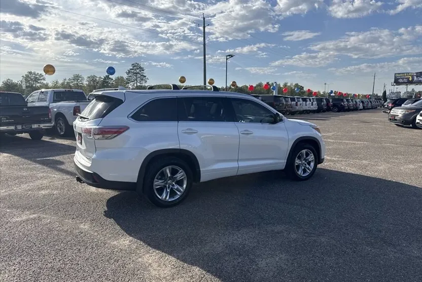 2014 Toyota Highlander Base Hybrid photo 1