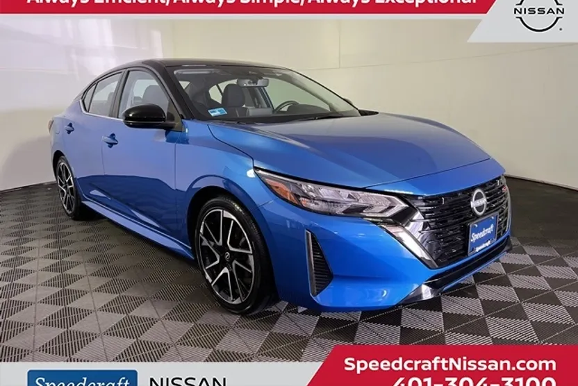 2024 Nissan Sentra SR photo 1