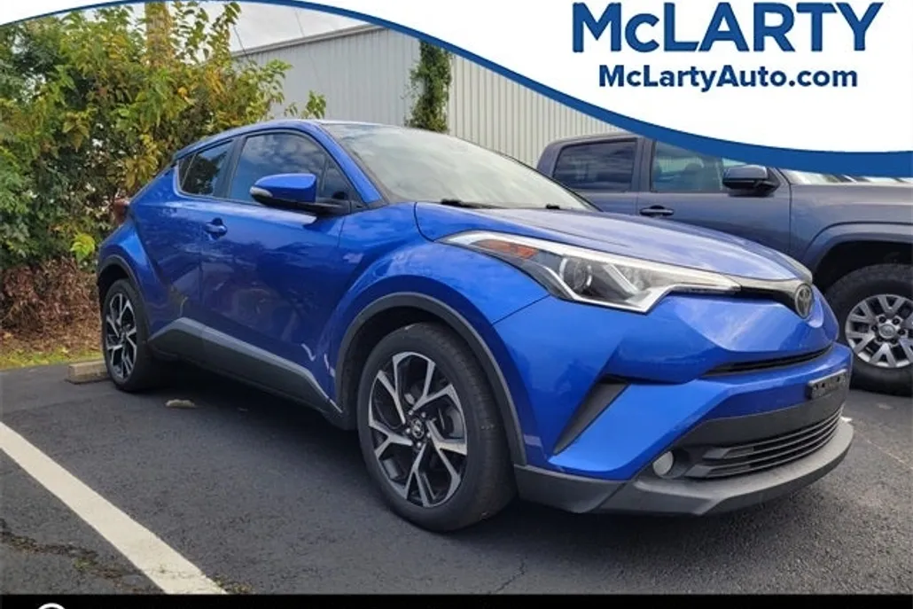 2018 Toyota C-HR XLE Premium photo 1
