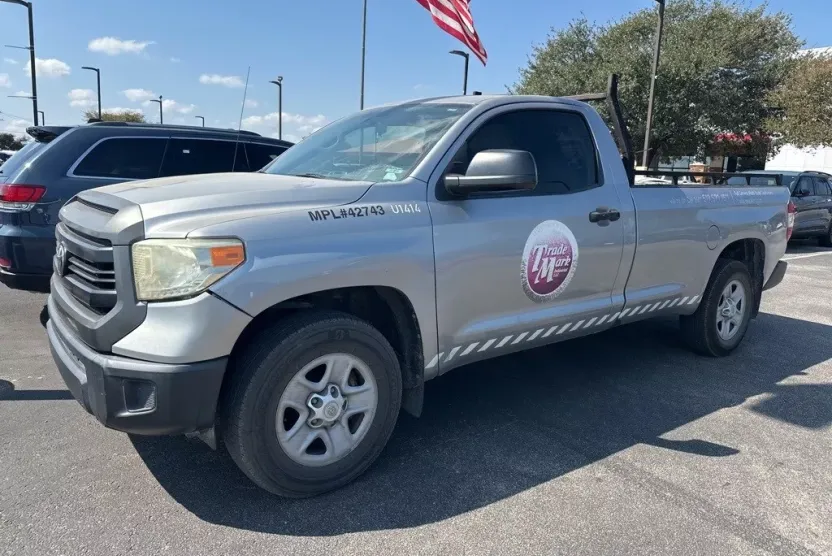 2014 Toyota Tundra SR photo 1