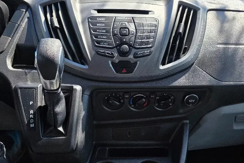 2018 Ford Transit Van photo 1