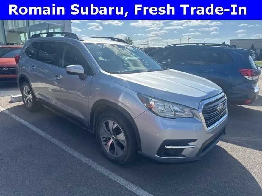 2019 Subaru Ascent Premium photo 1