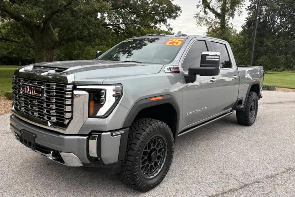 2025 Gmc Sierra HD Denali photo 1