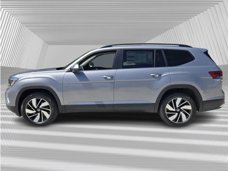 2026 Volkswagen Atlas SE Technology photo 1
