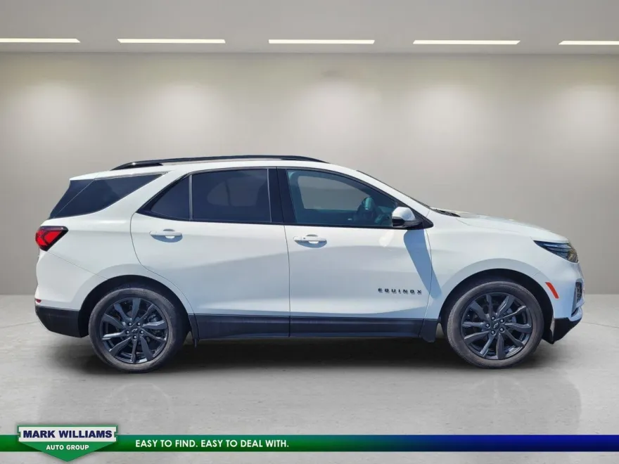 2022 Chevrolet Equinox RS photo 1