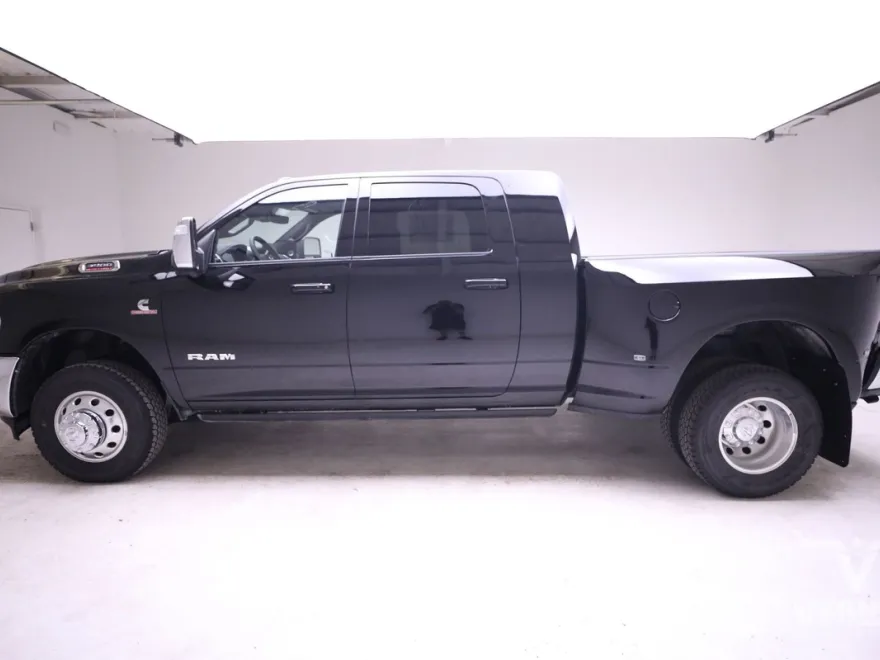 2025 Ram 3500 Laramie photo 1