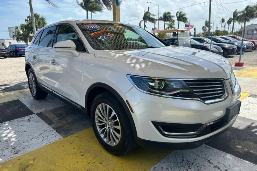 2016 Lincoln MKX Select photo 1