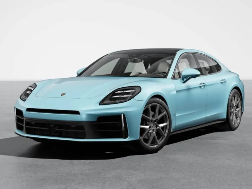 2026 Porsche Panamera 4 photo 1