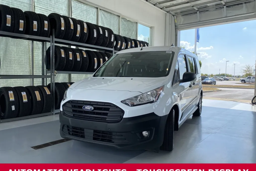 2022 Ford Transit XL Passenger photo 1
