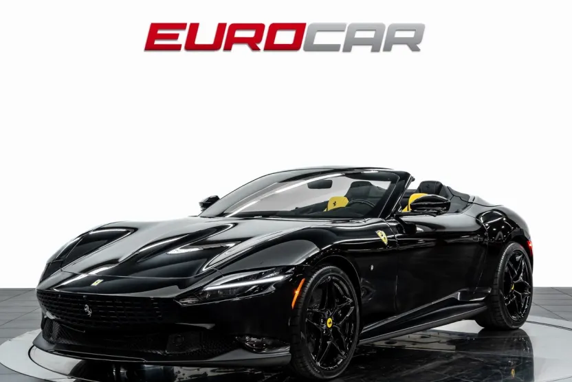 2025 Ferrari Roma Base photo 1