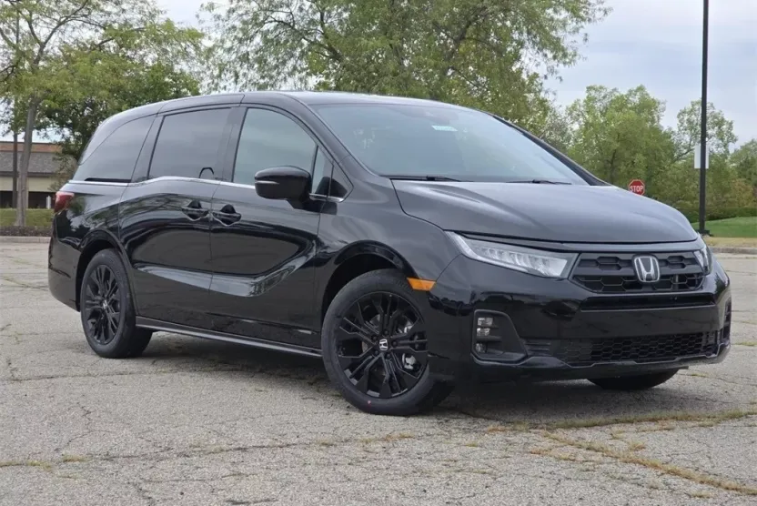 2026 Honda Odyssey photo 1