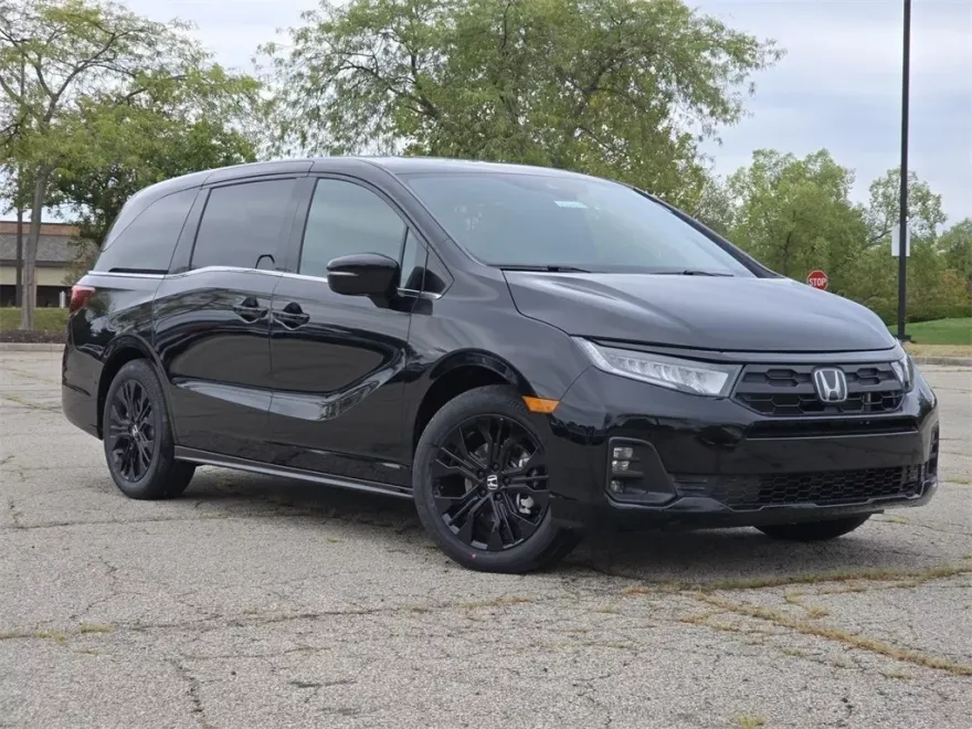 2026 Honda Odyssey photo 1