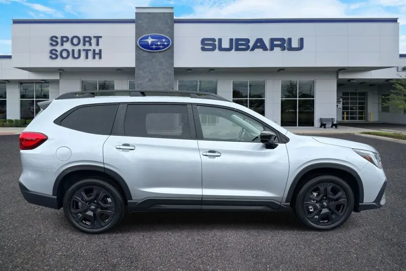 2024 Subaru Ascent Onyx Edition photo 1