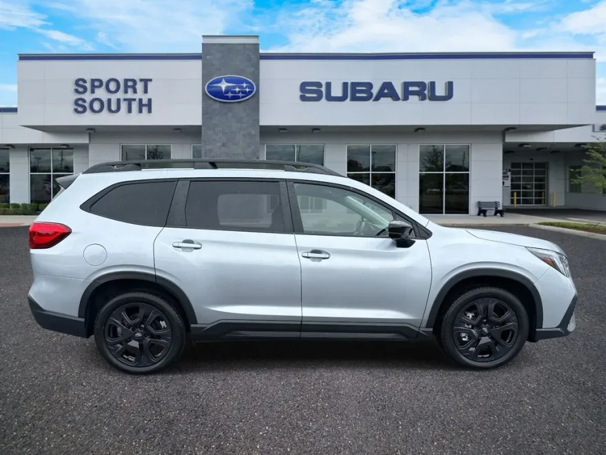 2024 Subaru Ascent Onyx Edition photo 1