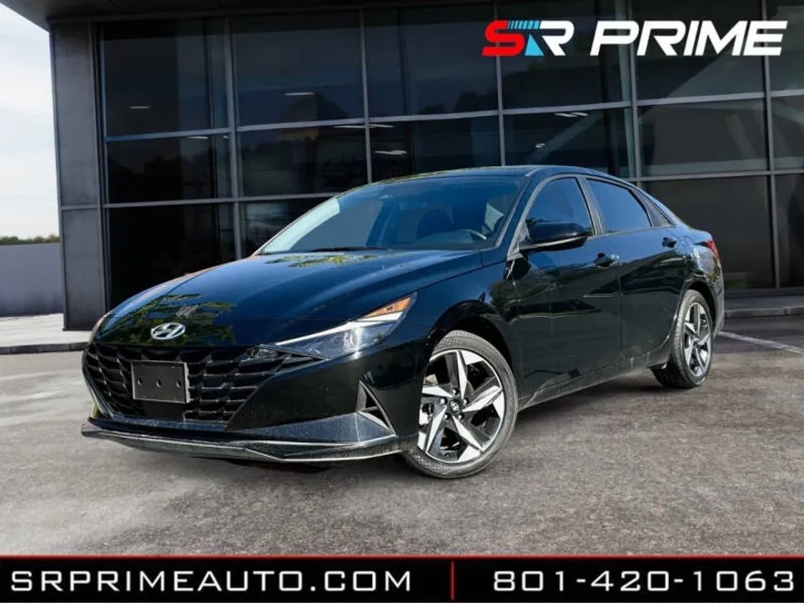 2023 Hyundai Elantra SEL photo 1