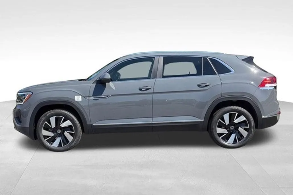 2026 Volkswagen Atlas Cross Sport SEL photo 1