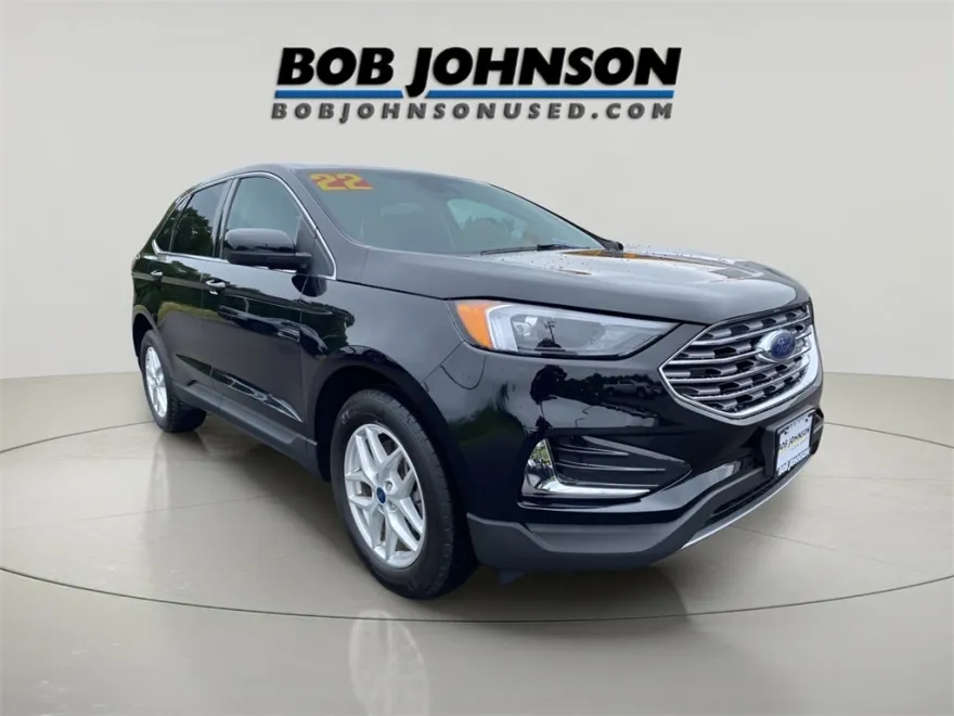 2022 Ford Edge SEL photo 1