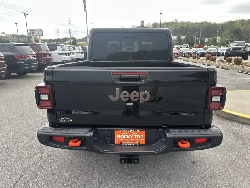 2025 Jeep Gladiator Mojave photo 1