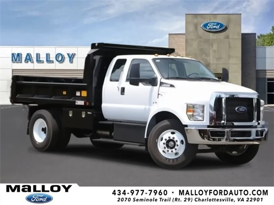 2024 Ford F-650 photo 1