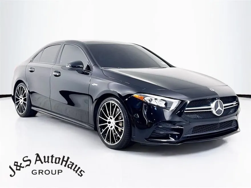 2021 Mercedes Benz A AMG 35 4MATIC photo 1