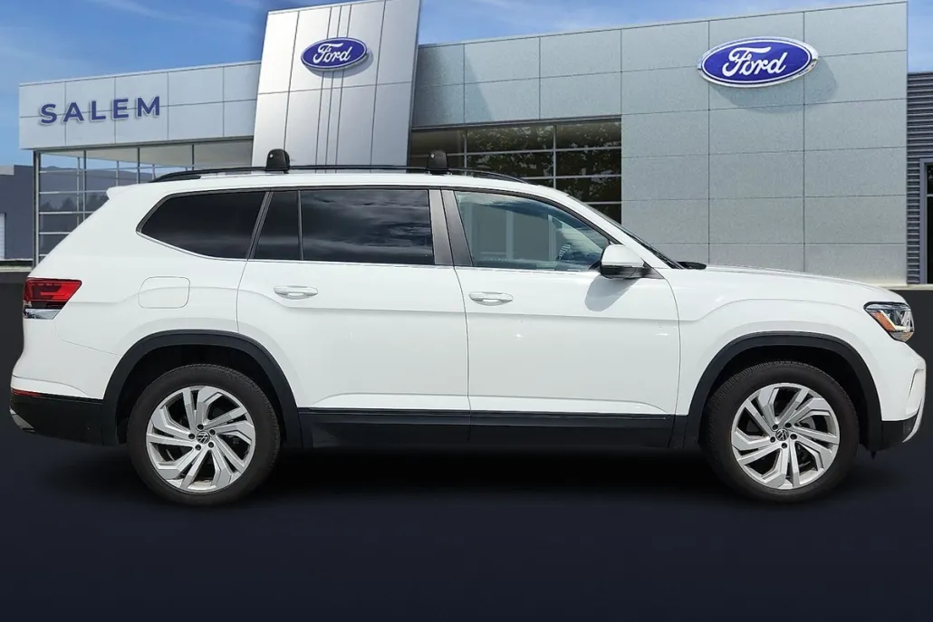 2022 Volkswagen Atlas V6 SE Technology photo 1