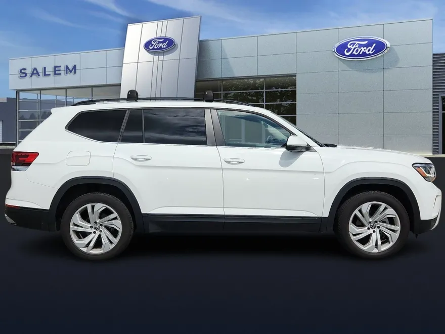 2022 Volkswagen Atlas V6 SE Technology photo 1