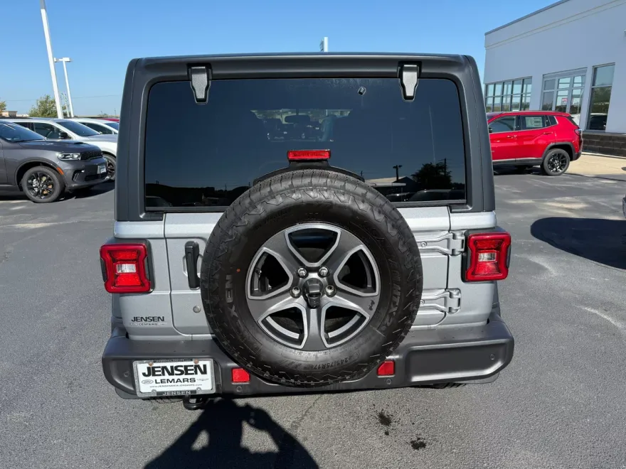 2020 Jeep Wrangler Unlimited Sport photo 1