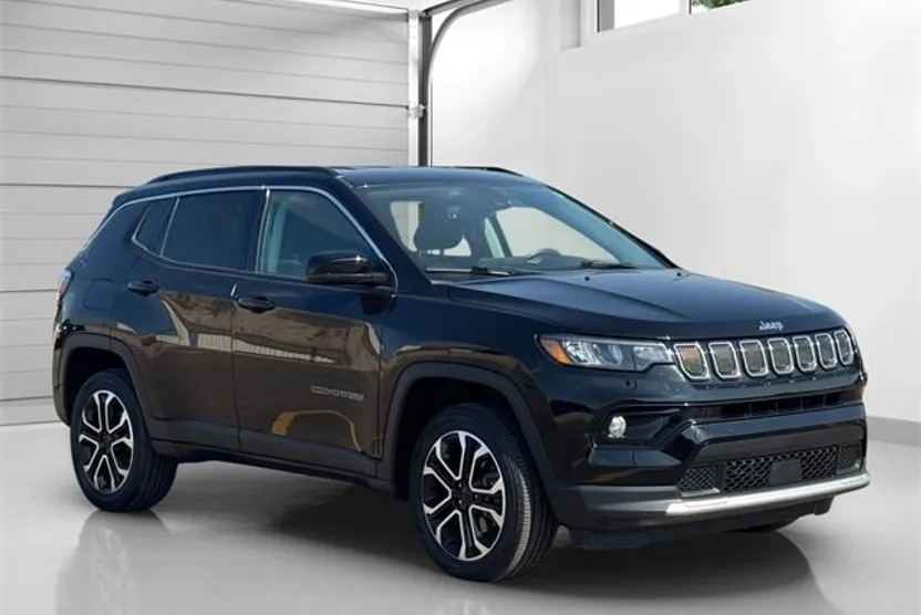 2022 Jeep Compass Limited photo 1