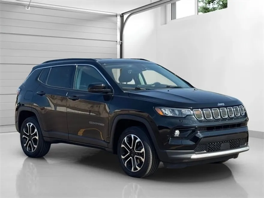 2022 Jeep Compass Limited photo 1