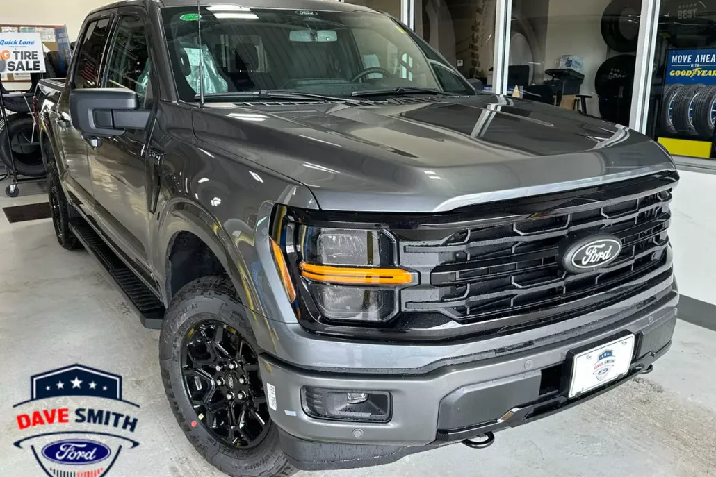 2025 Ford F-150 XLT photo 1