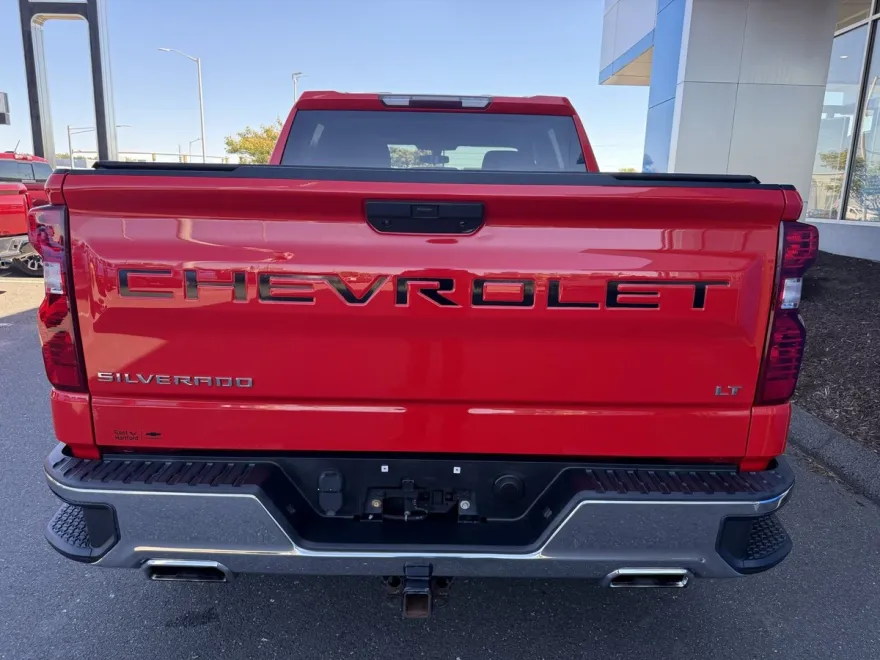 2019 Chevrolet Silverado 1500 LT Z71 photo 1