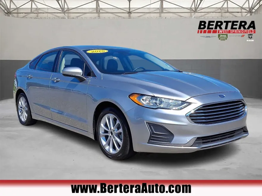 2020 Ford Fusion Hybrid SE photo 1