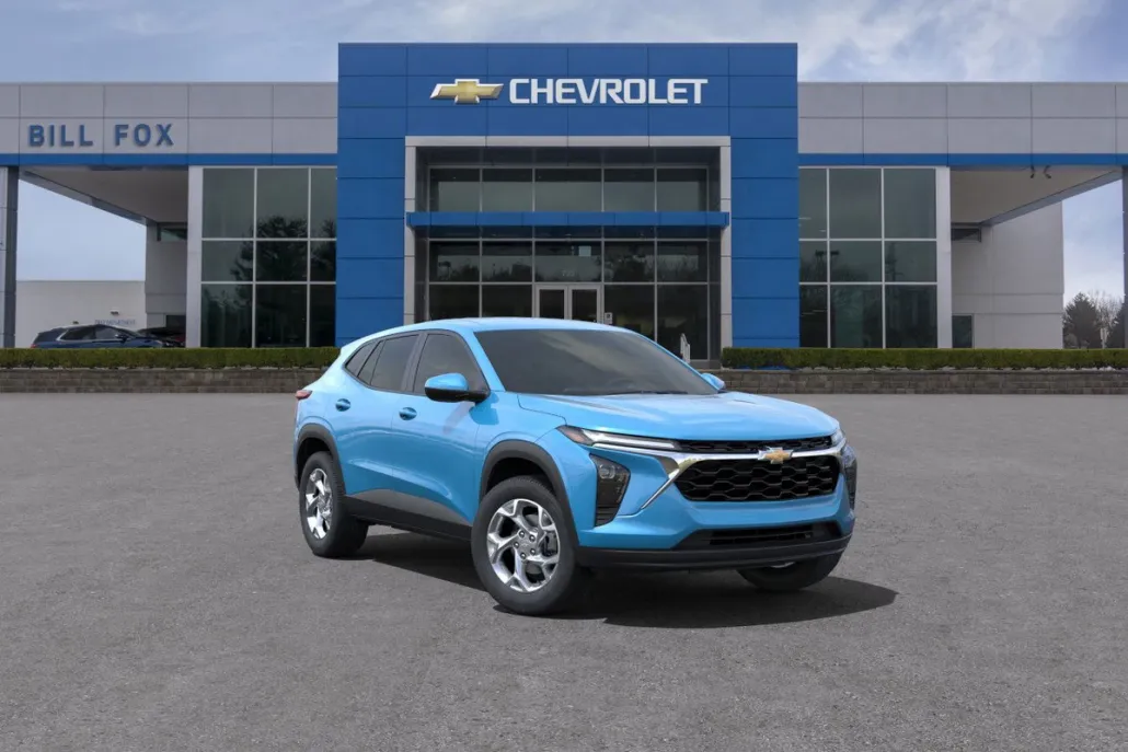 2025 Chevrolet Trax LS photo 1