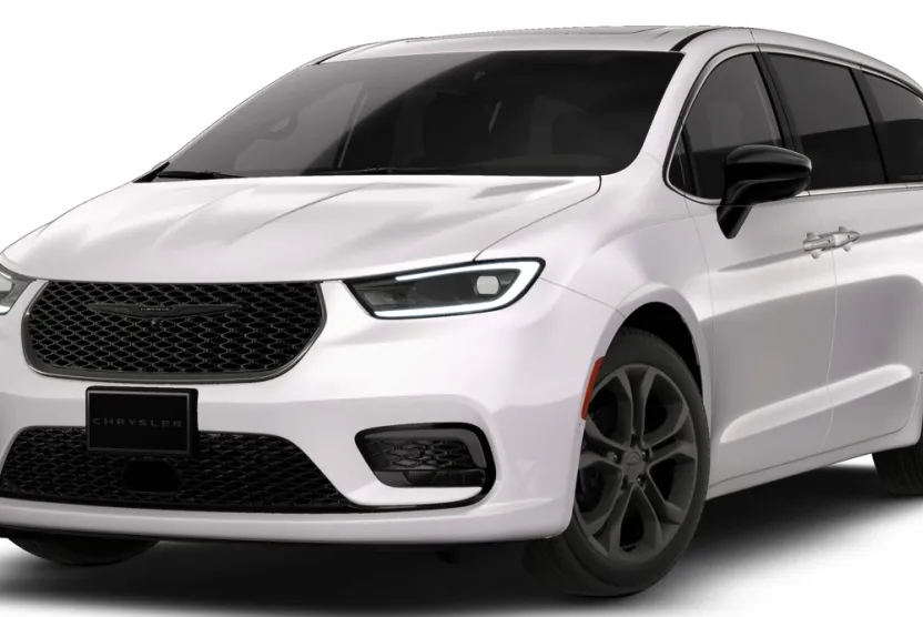 2026 Chrysler Pacifica photo 1