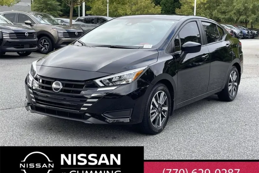 2025 Nissan Versa 1.6 SV photo 1