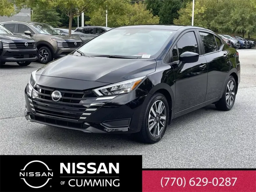 2025 Nissan Versa 1.6 SV photo 1