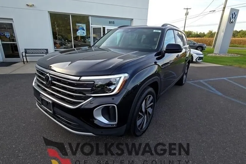 2025 Volkswagen Atlas SE Technology photo 1