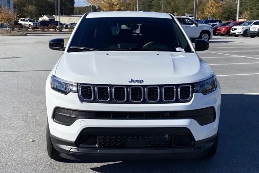 2025 Jeep Compass Sport photo 1