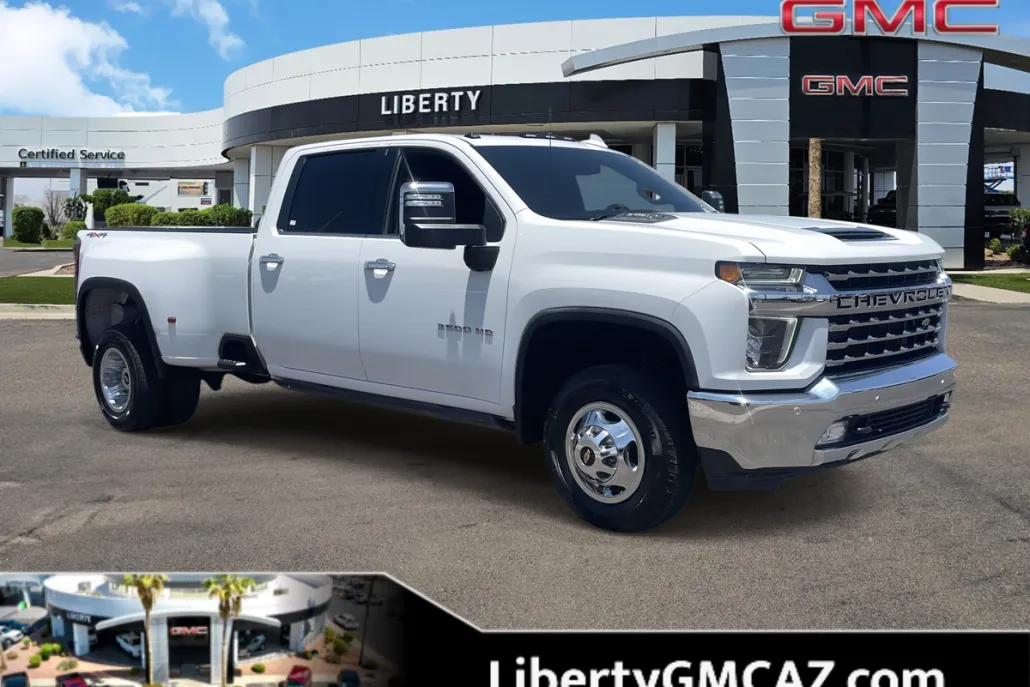2022 Chevrolet Silverado 3500HD LTZ photo 1