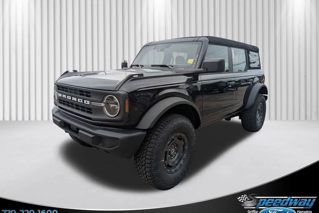 2025 Ford Bronco Base photo 1