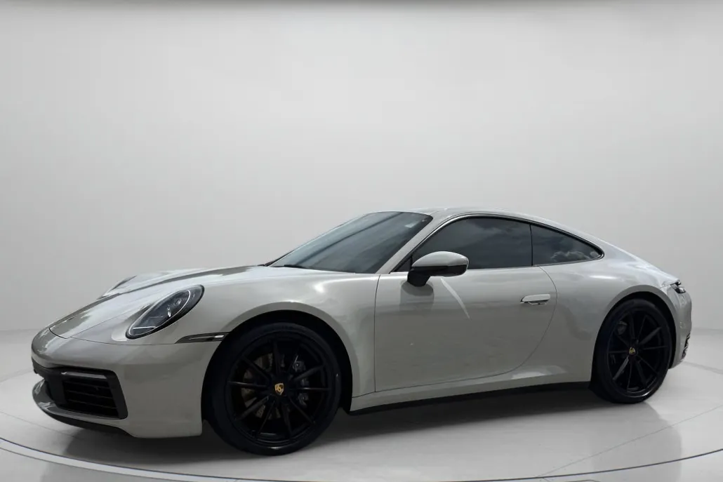 2022 Porsche 911 4 photo 1