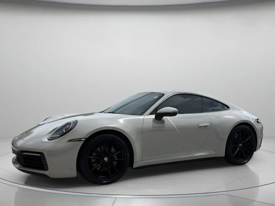 2022 Porsche 911 4 photo 1