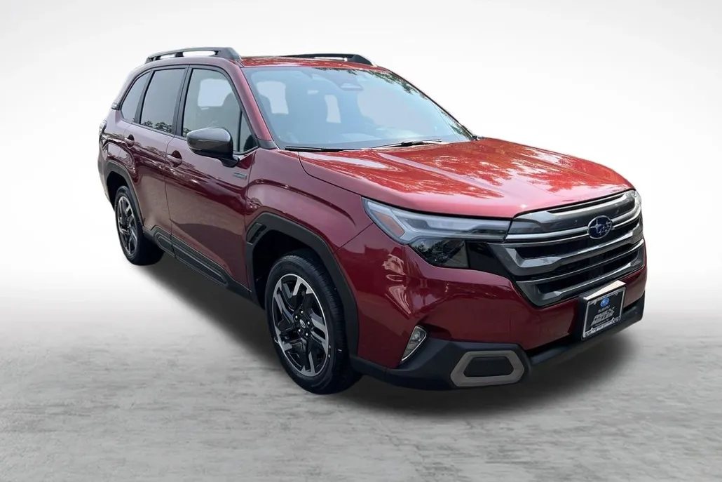 2025 Subaru Forester Limited photo 1