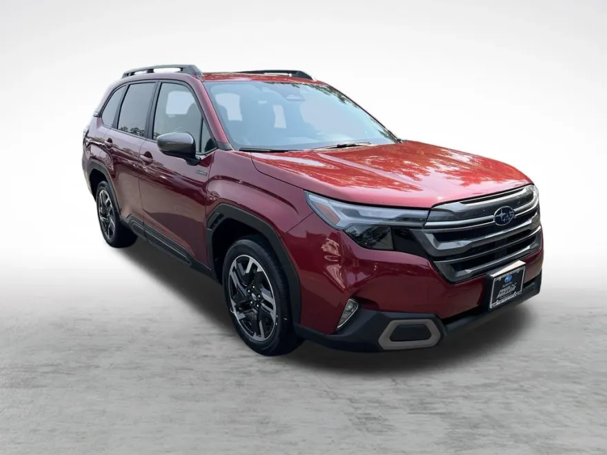 2025 Subaru Forester Limited photo 1