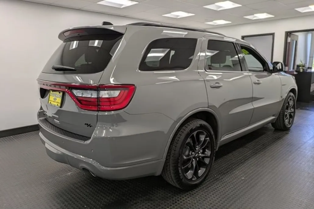 2024 Dodge Durango R/T photo 1