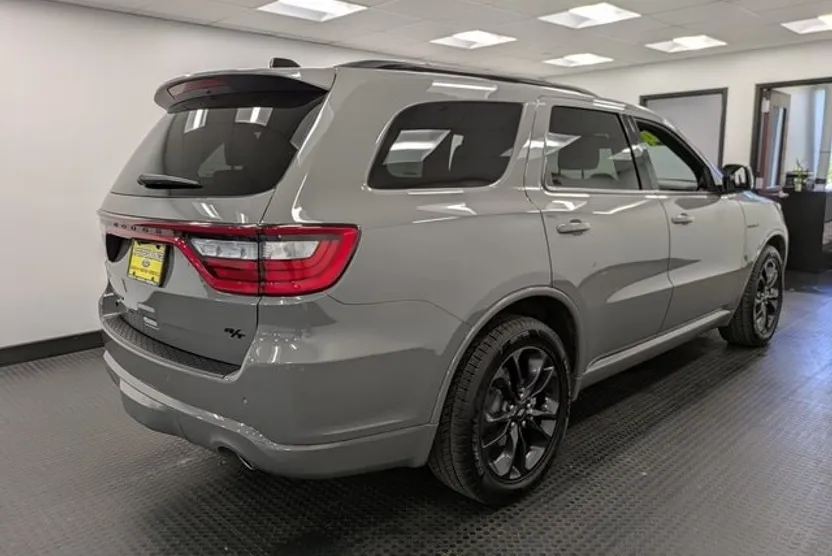 2024 Dodge Durango R/T photo 1