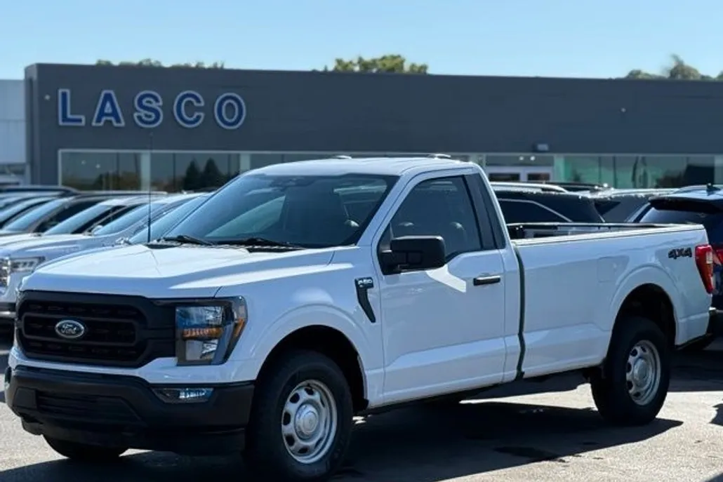 2023 Ford F-150 XL photo 1