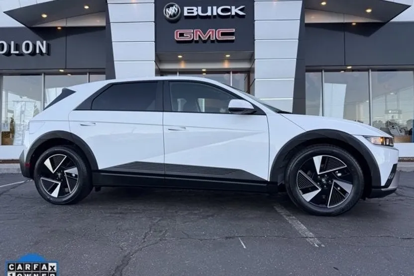 2025 Hyundai Ioniq 5 SE photo 1