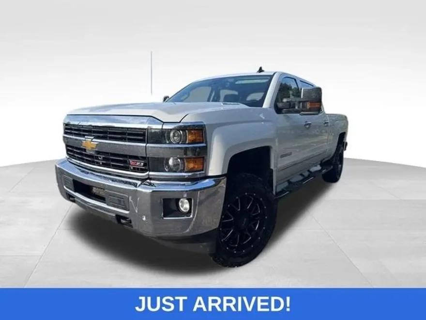 2016 Chevrolet Silverado 2500HD LTZ photo 1