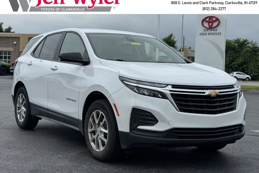 2024 Chevrolet Equinox LS photo 1